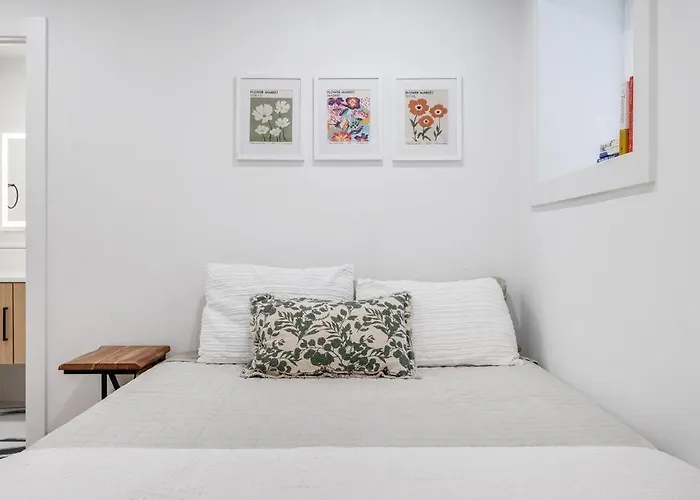 Logan Square Luxury Villa, 3 Beds, 3 Baths Apartamento